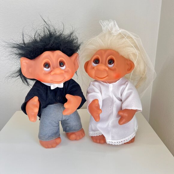 Troll Bride and Groom WEDDING COUPLE Troll Dolls 604 Thomas Dam Denmark 8-11” - Picture 3 of 16